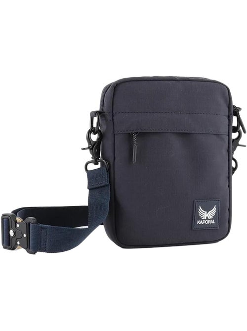 Bolsa Tiracolo Masculina Kaporal Kp Pacos Azul Marinho - Kiabi Bolsa Tiracolo Masculina Kaporal Kp Pacos Azul Marinho - Kiabi