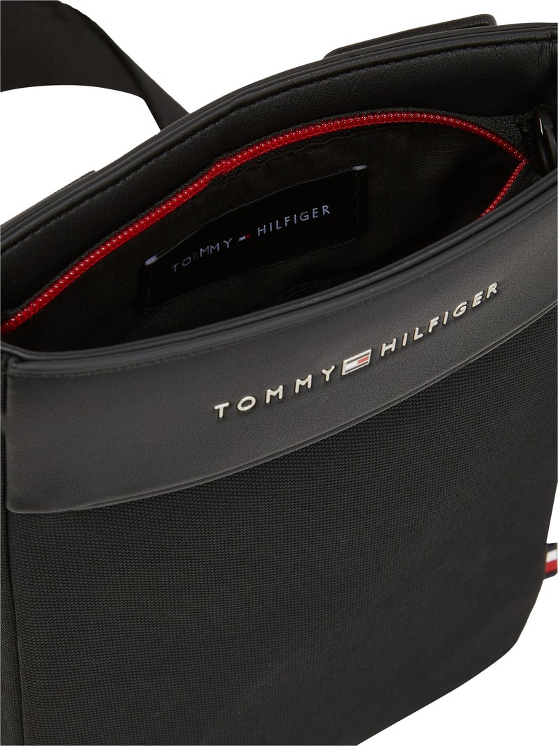 Bolsa Tiracolo Tommy Hilfiger Foundation Mini Preta para Homem Preto - Kiabi