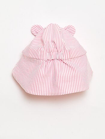 Boné às riscas com orelhas e proteção de nuca