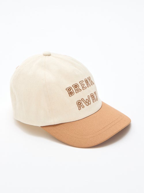 Boné bordado em tecido - Kiabi