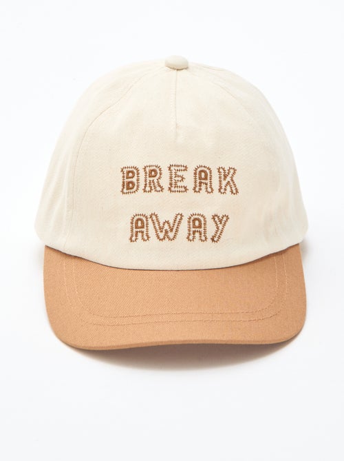 Boné bordado em tecido - Kiabi