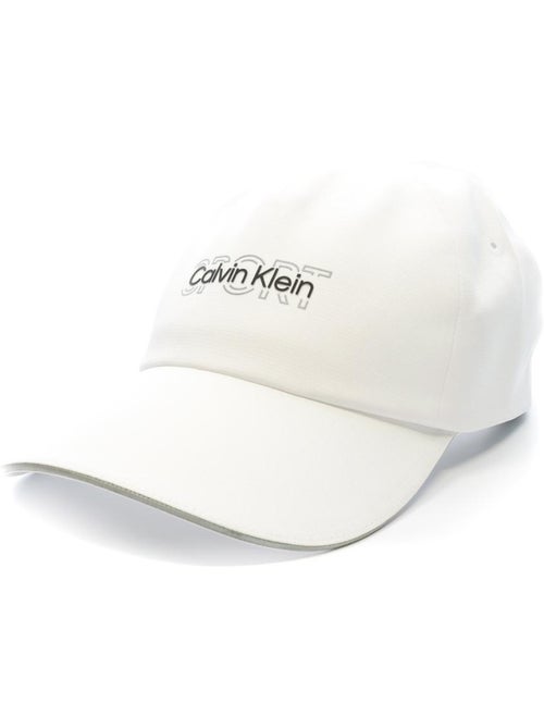 Boné Branco Unissexo Calvin Klein Jeans Clássico 6 Painéis - Kiabi Boné Branco Unissexo Calvin Klein Jeans Clássico 6 Painéis - Kiabi