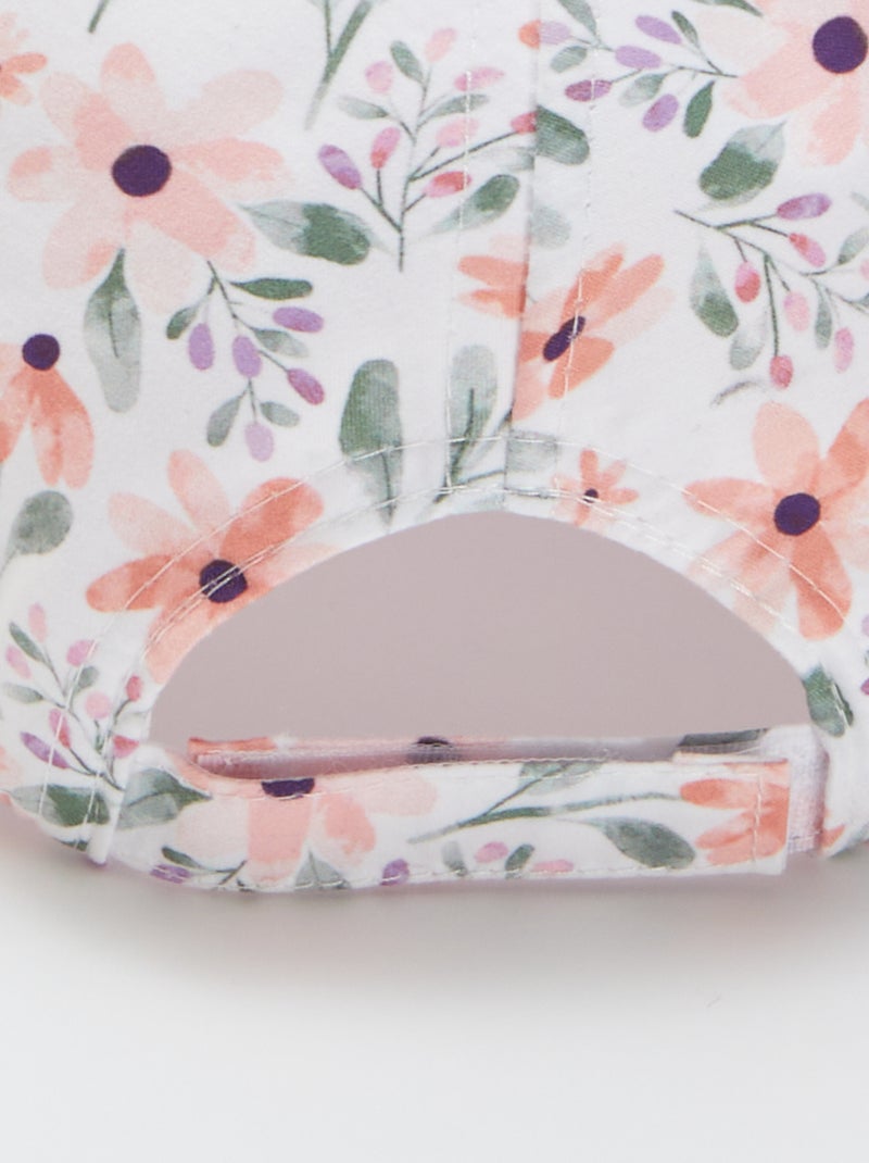 Boné com estampado 'flores' BEGE - Kiabi