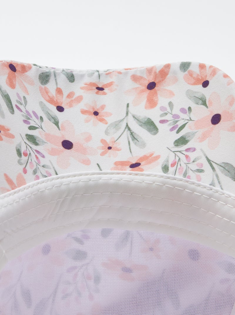 Boné com estampado 'flores' BEGE - Kiabi