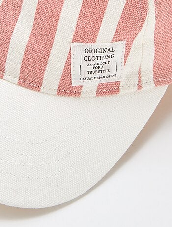 Boné com padrão ajustável com velcro