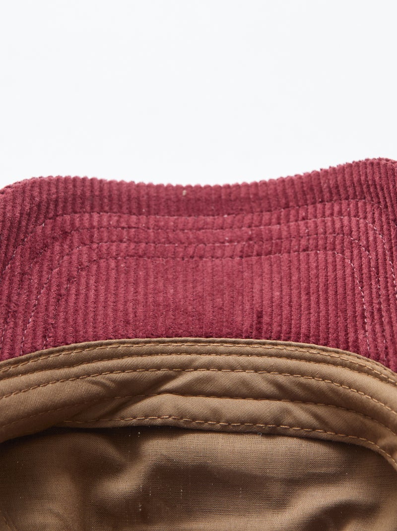 Boné com pala em material canelado Castanho - Kiabi