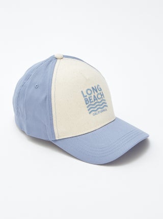Boné de lona com bordados