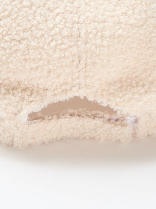 Boné efeito pele de carneiro liso - Kiabi