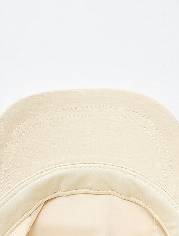 Boné em linho misto