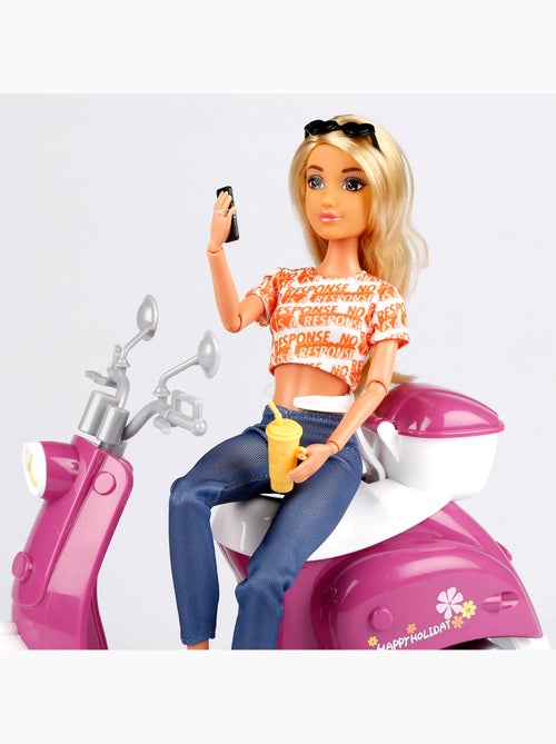 Boneca com trotinete e acessórios isabella - Kiabi