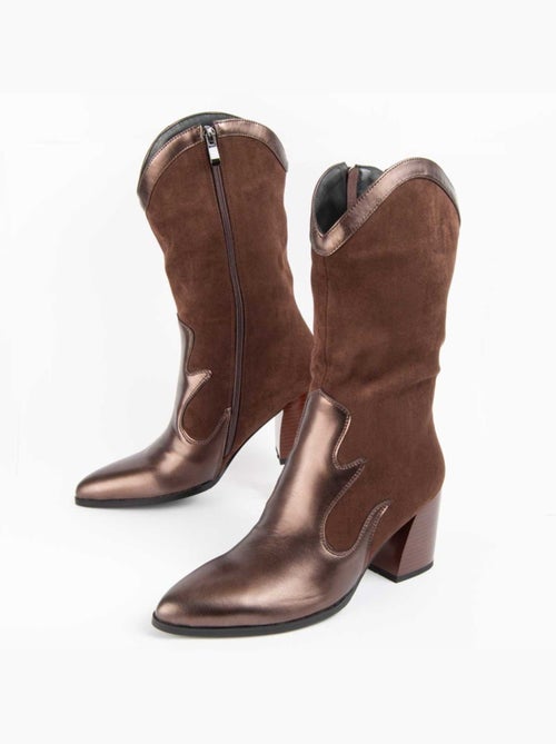Bota Com Salto Material Sintético E Têxtil Montevita - Kiabi Bota Com Salto Material Sintético E Têxtil Montevita - Kiabi