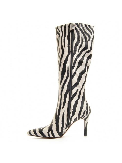 Bota Com Salto Material Sintético E Têxtil Montevita - Kiabi Bota Com Salto Material Sintético E Têxtil Montevita - Kiabi