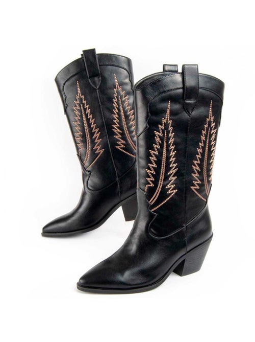 Bota Com Salto Material Sintético E Têxtil Montevita - Kiabi Bota Com Salto Material Sintético E Têxtil Montevita - Kiabi