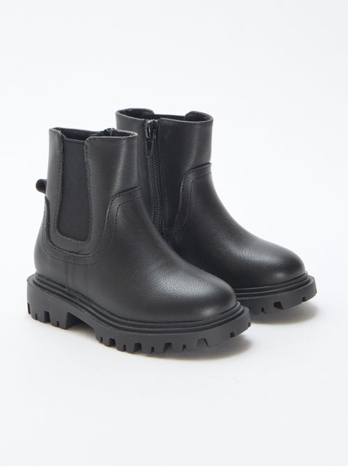 Botas ajustadas em imitação de couro - Kiabi