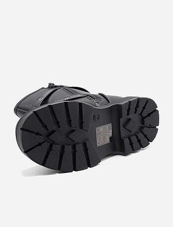 Botas alça cruzada