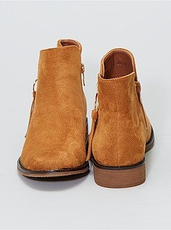 Botas com aberturas douradas - Kiabi