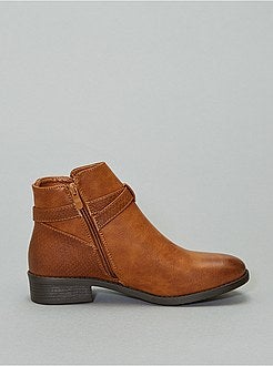 Botas com detalhe cobra - Kiabi