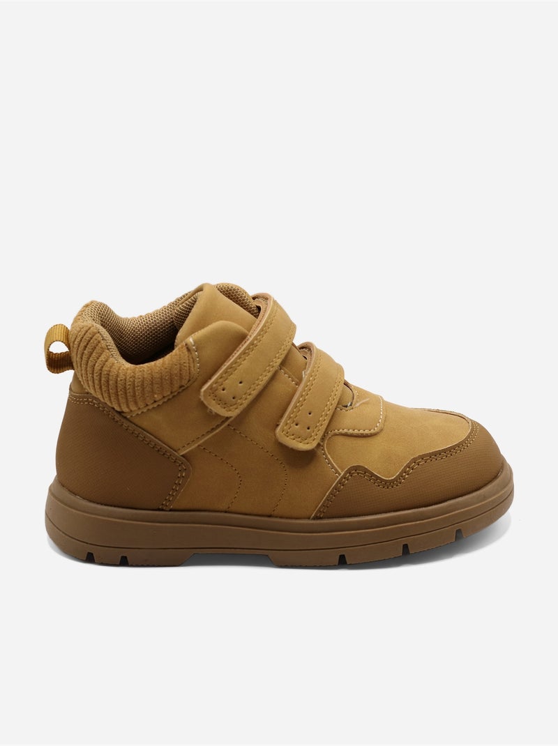 Botas com dois velcros Camelo - Kiabi