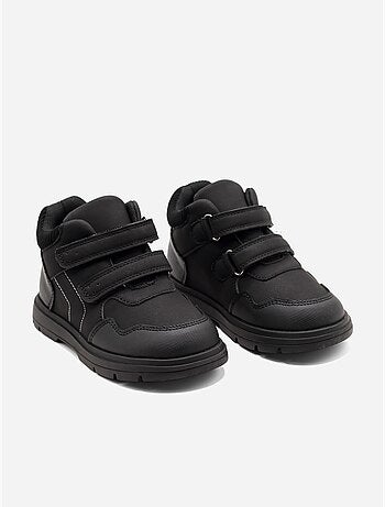 Botas com dois velcros