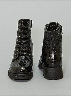 Botas com efeito cobra com verniz - Kiabi