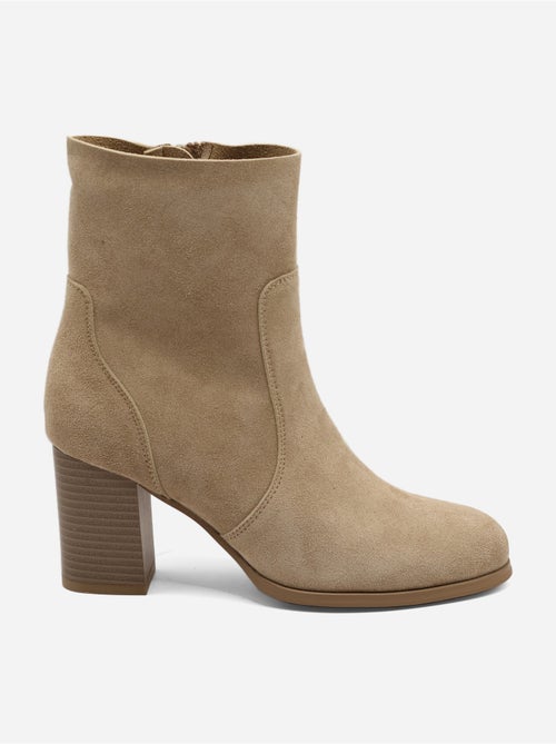 Botas com efeito de camurça - Kiabi Botas com efeito de camurça - Kiabi