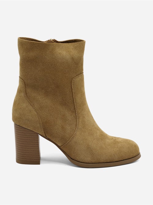 Botas com efeito de camurça - Kiabi Botas com efeito de camurça - Kiabi