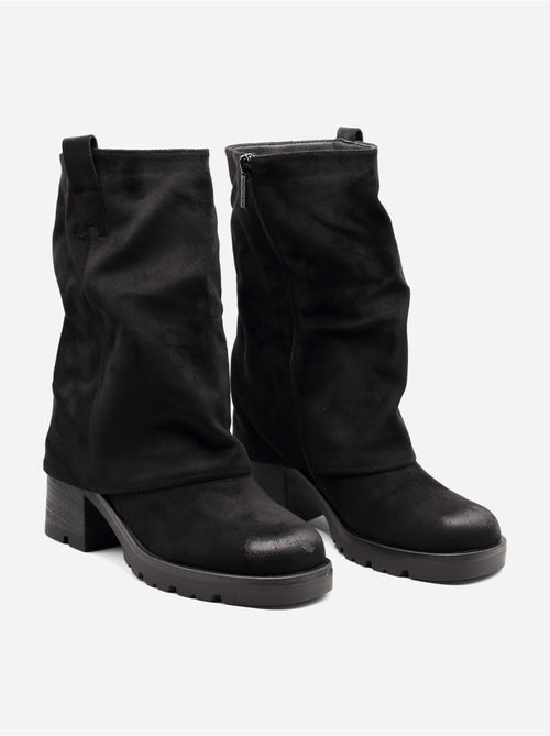 Botas com efeito de camurça - Kiabi Botas com efeito de camurça - Kiabi