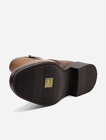 Botas com efeito de pele de crocodilo