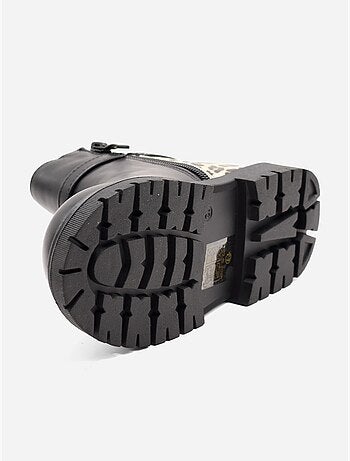 Botas com estampados