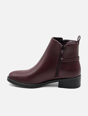 Botas com fecho
