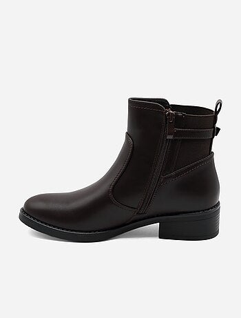 Botas com fecho