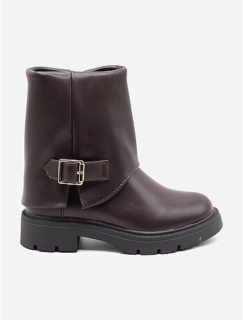 Botas com fecho de correr