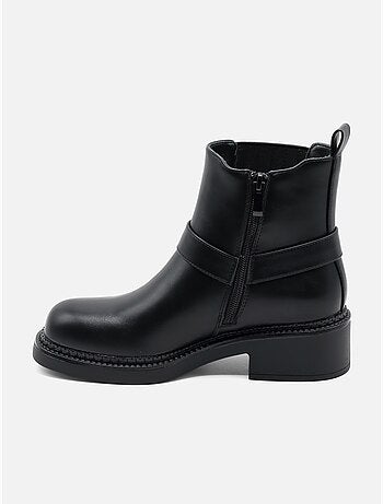 Botas com fecho de correr