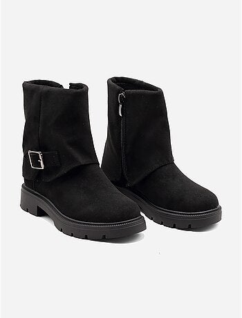 Botas com fecho de correr