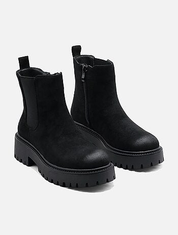 Botas com fecho