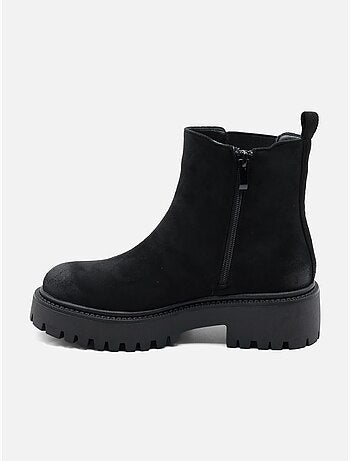 Botas com fecho