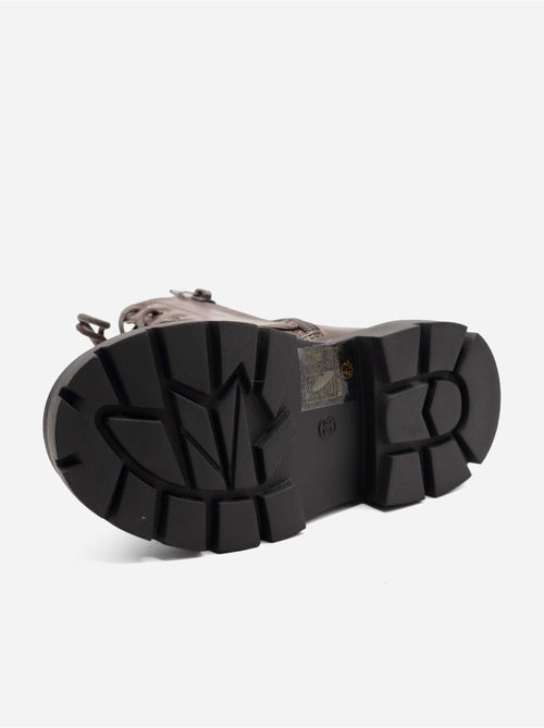 Botas com motivos decorativos - Kiabi Botas com motivos decorativos - Kiabi