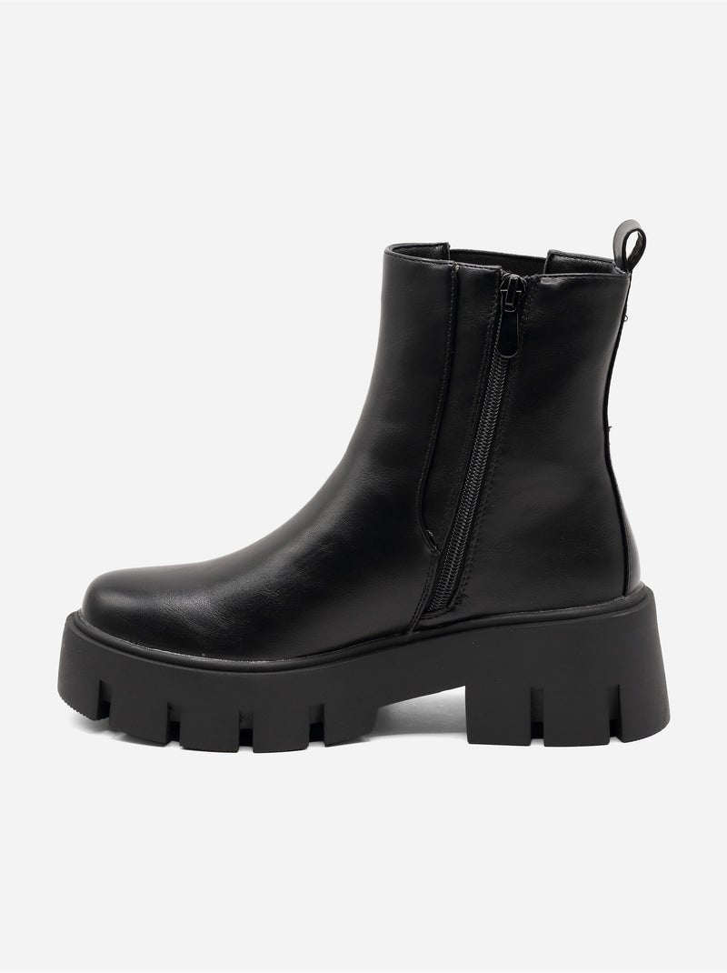 Botas com sola dentada Preto - Kiabi