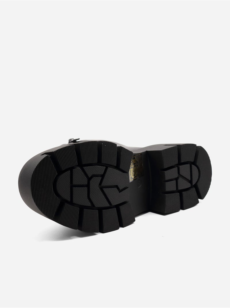Botas com sola dentada Preto - Kiabi