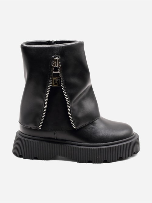 Botas com sola dentada - Kiabi Botas com sola dentada - Kiabi