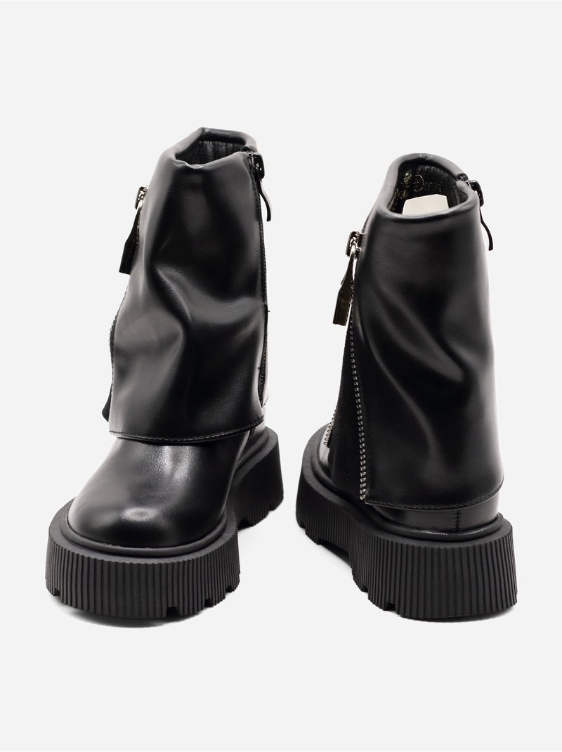 Botas com sola dentada Preto - Kiabi