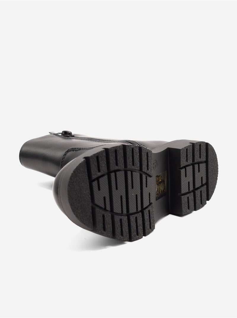 Botas com sola dentada Preto - Kiabi