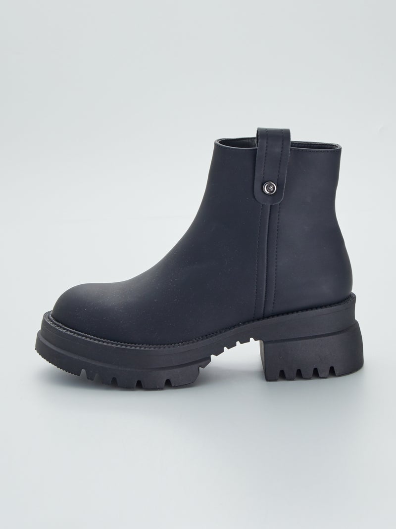 Botas com solas grossas Preto - Kiabi