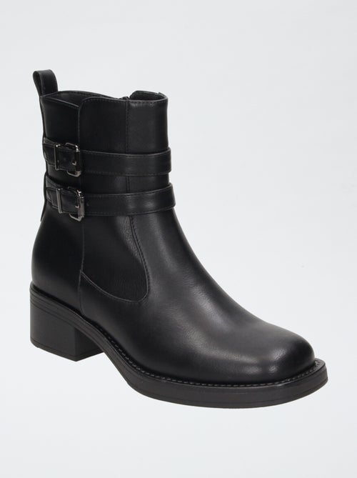 Botas com tiras e abertura com zíper - Kiabi
