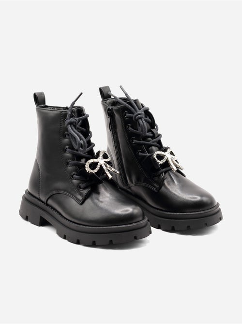 Botas com um laço decorativo - Kiabi Botas com um laço decorativo - Kiabi
