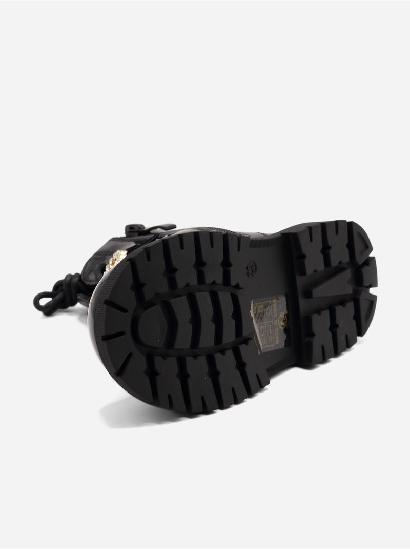 Botas com um laço decorativo Preto - Kiabi