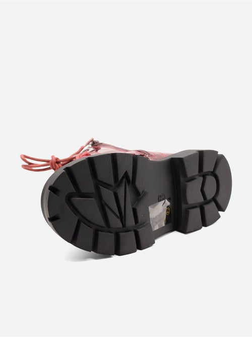 Botas com um laço decorativo - Kiabi Botas com um laço decorativo - Kiabi