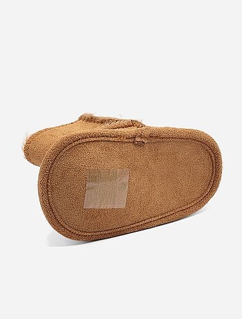 Botas com velcro