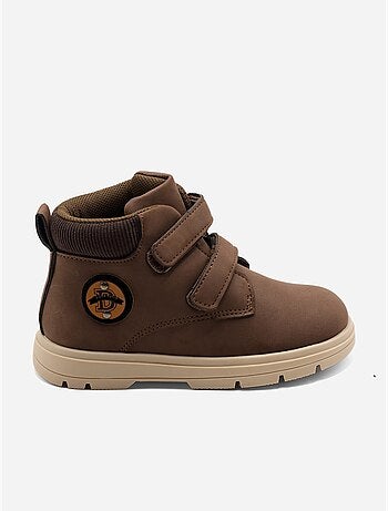 Botas com velcro
