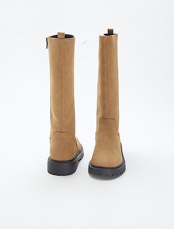 Botas de cano alto em pele sintética